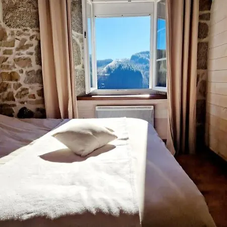 D'oustrac, Vue Imprenable Sur De Maury Nyaraló