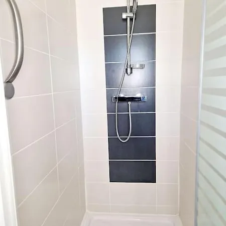 D'oustrac, Vue Imprenable Sur De Maury Nyaraló